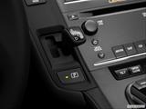  Gear shifter/center console photo